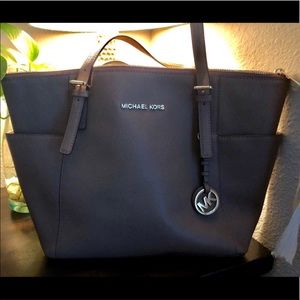 Michael Kors Jetsetter tote